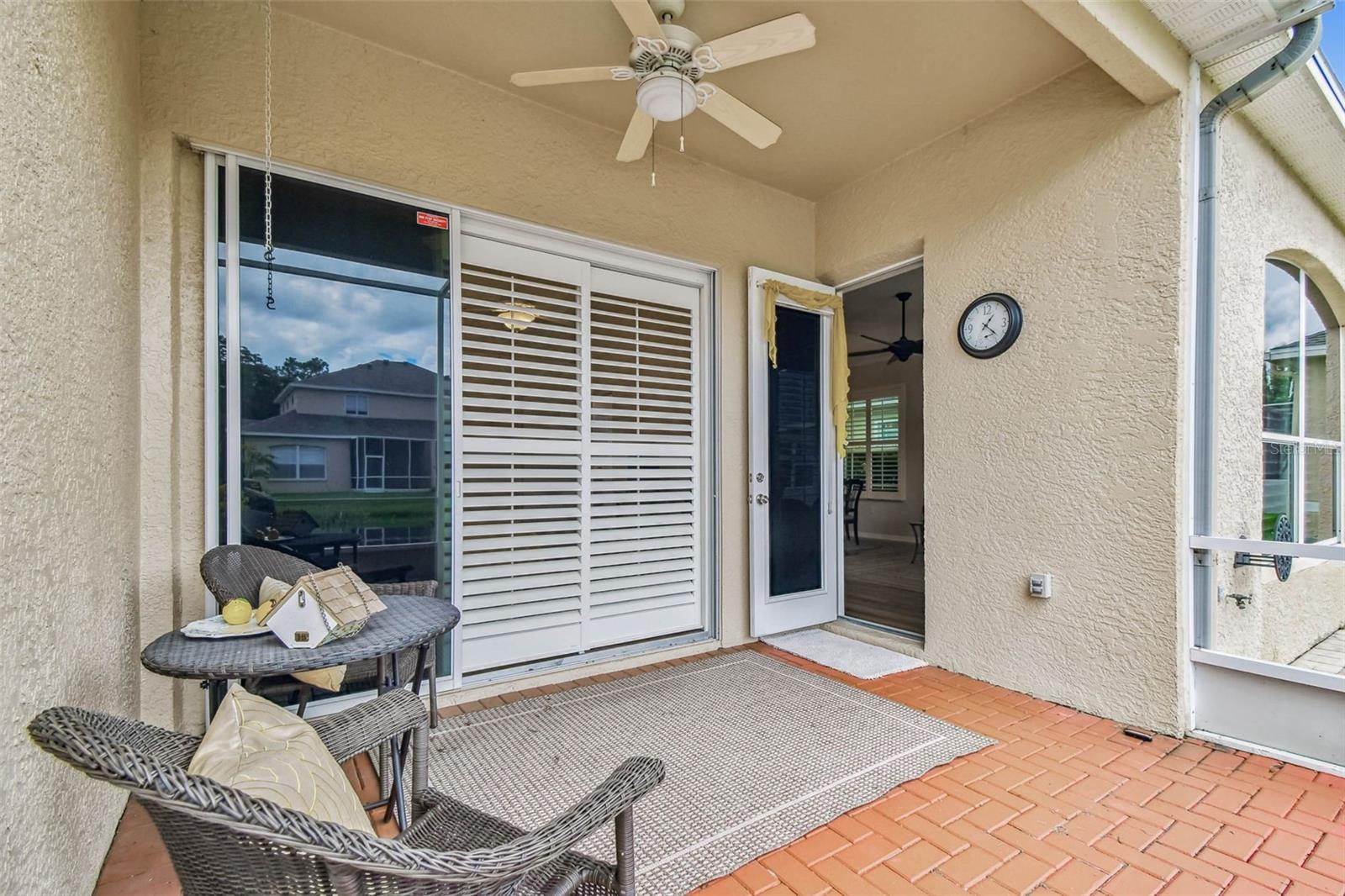 Listing photo id 18 for 2648 Tottenham Drive