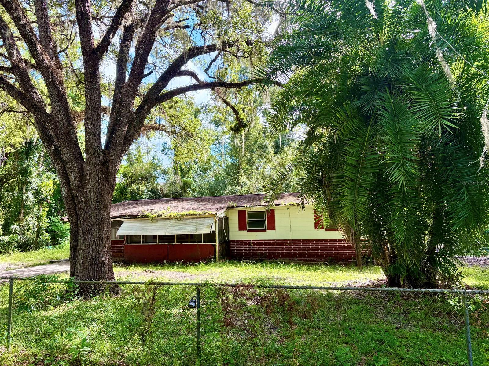 Listing Details for 1101 Bethune Street, BROOKSVILLE, FL 34601