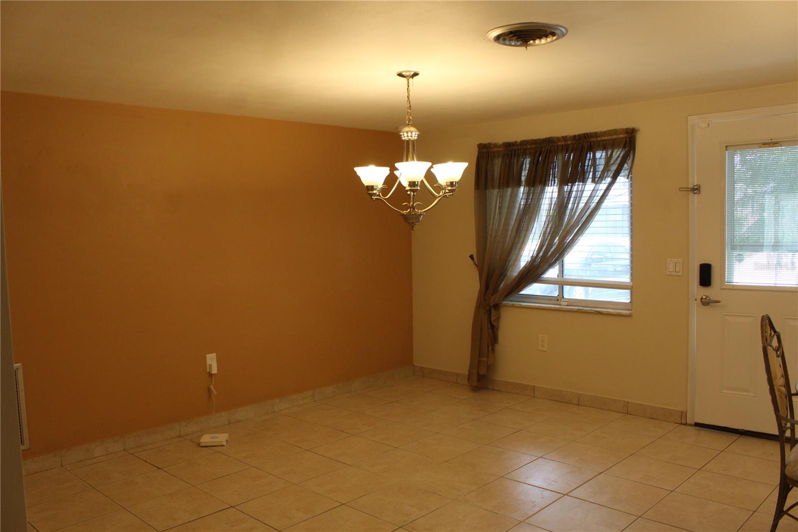 Listing photo id 0 for 5128 Dove Drive