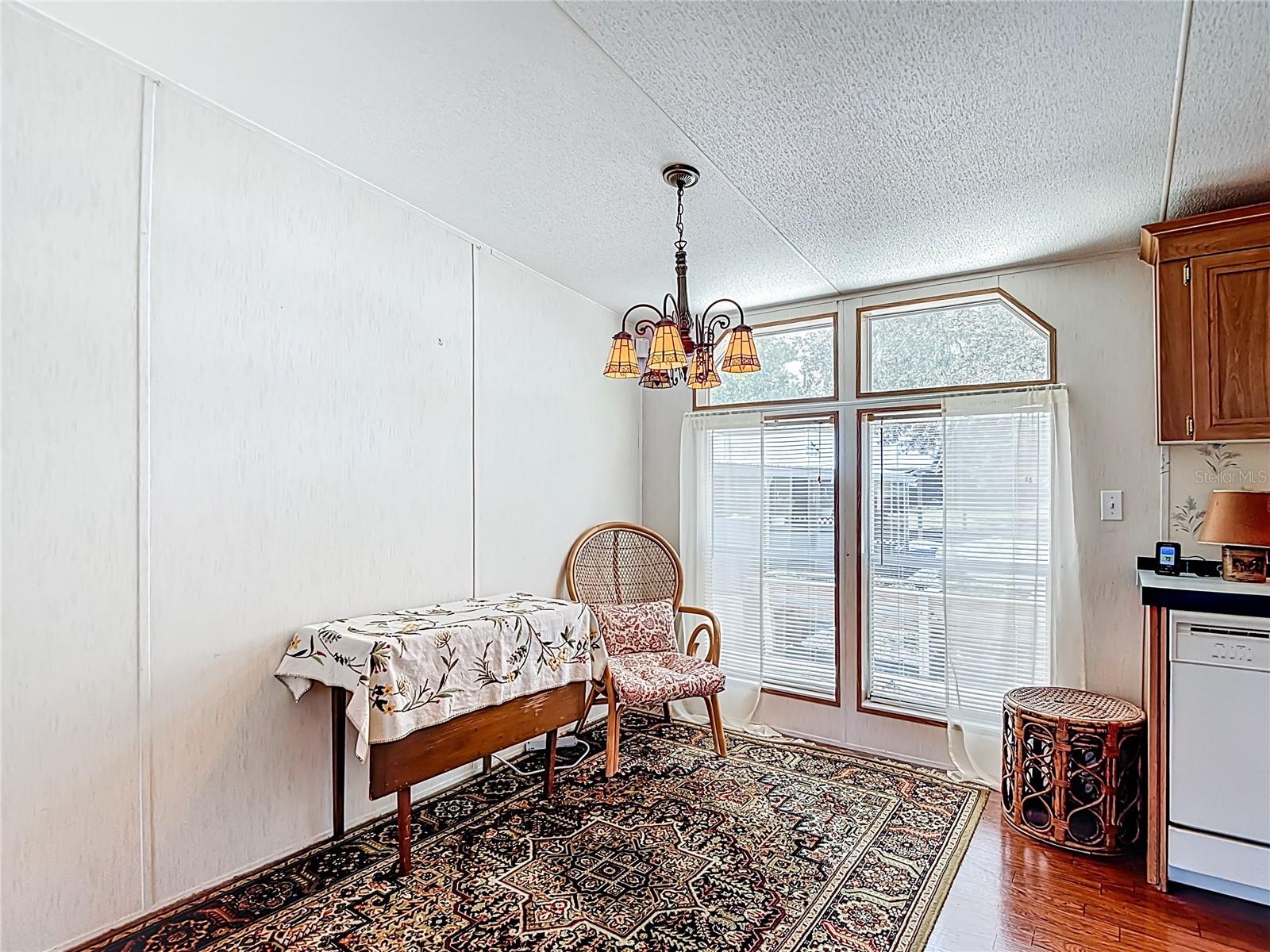 Image 14 of 62 For 7031 Magee Street