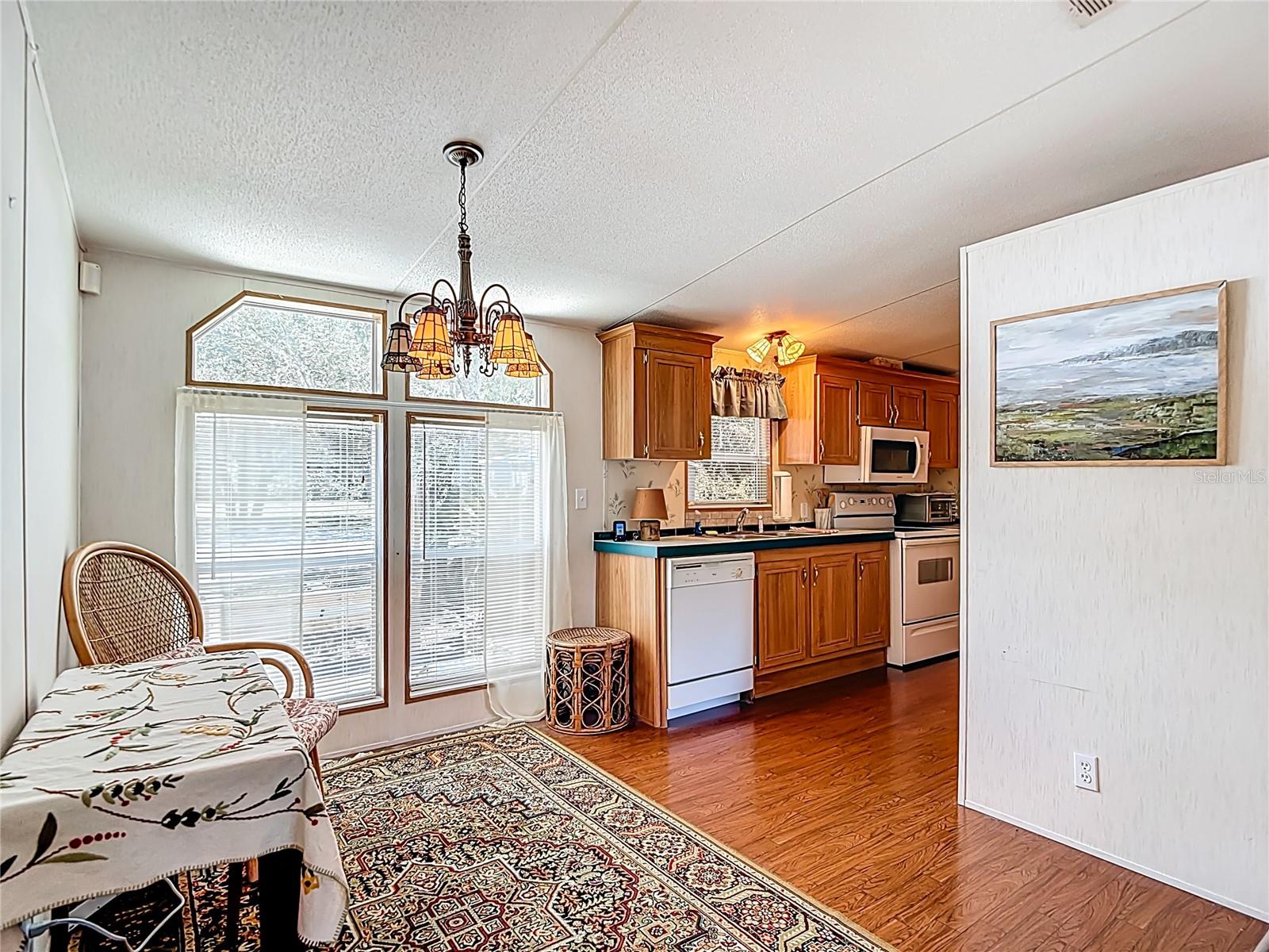 Image 15 of 62 For 7031 Magee Street