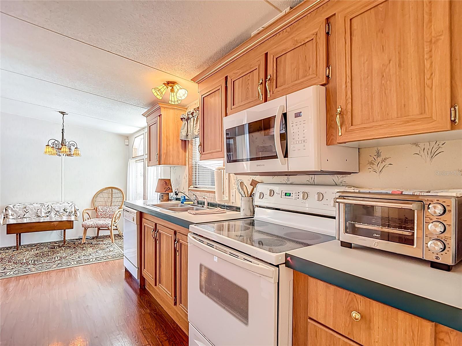 Image 21 of 62 For 7031 Magee Street
