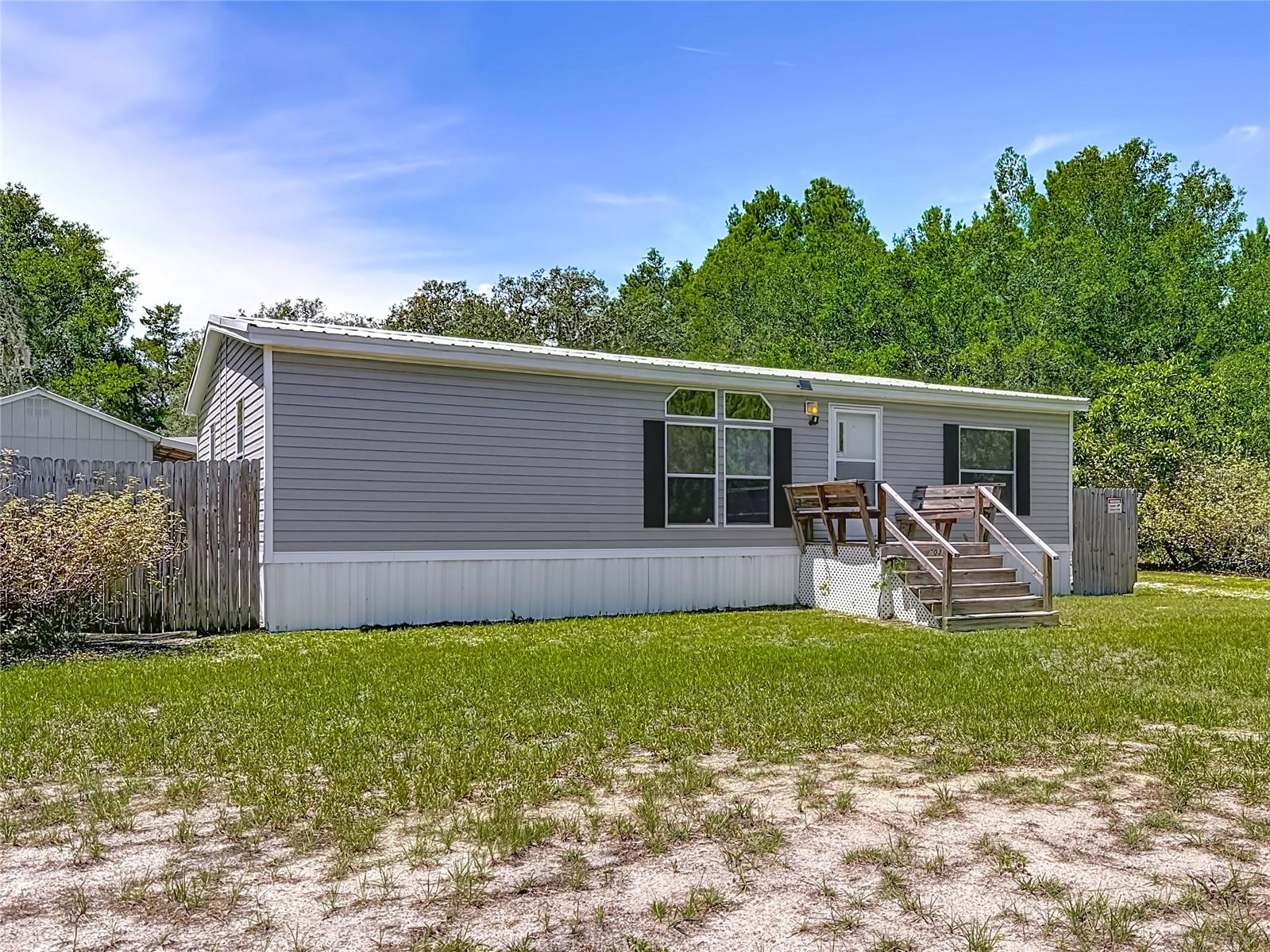 Image 4 of 62 For 7031 Magee Street