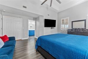 Image 15 of 31 For 111 Melville Avenue 4