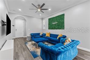 Image 5 of 31 For 111 Melville Avenue 4