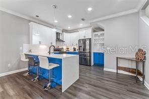 Image 8 of 31 For 111 Melville Avenue 4