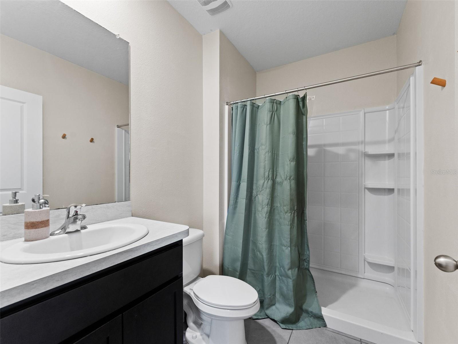 Image 27 of 40 For 17037 Blister Wing Drive