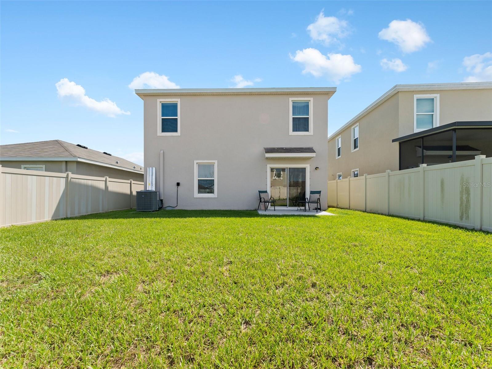 Image 32 of 40 For 17037 Blister Wing Drive