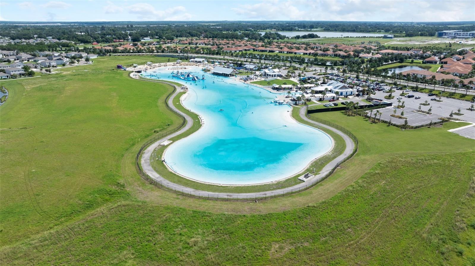 Image 39 of 40 For 17037 Blister Wing Drive