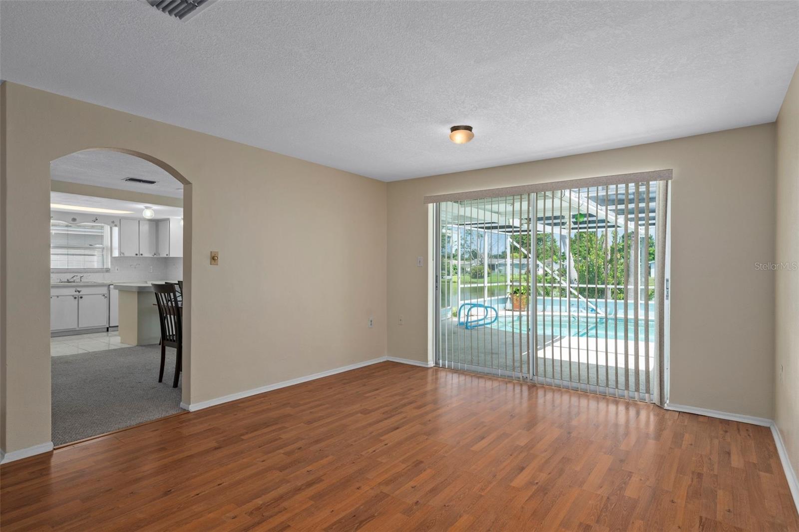 Image 12 of 48 For 7403 Populus Drive