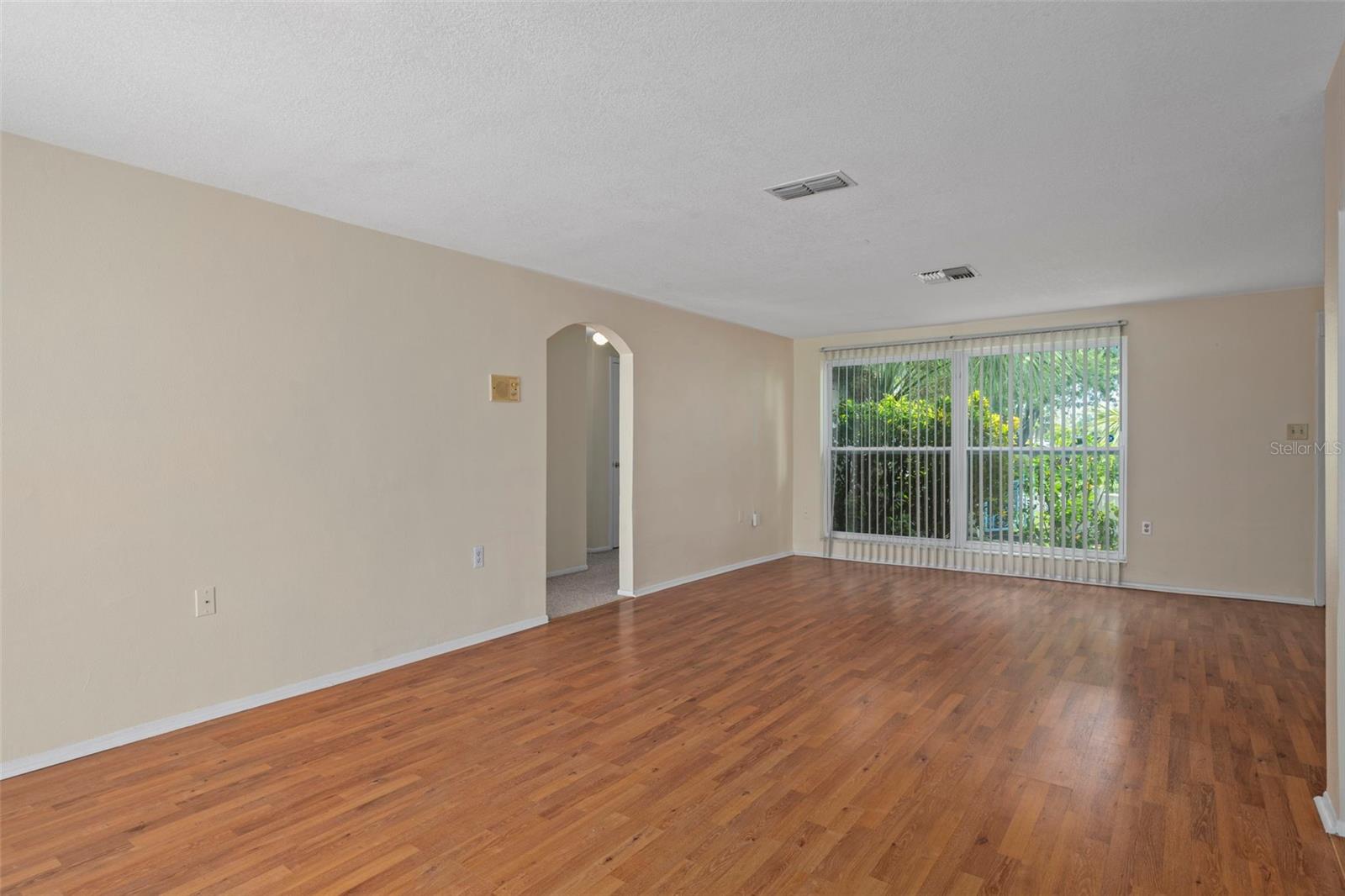 Image 14 of 48 For 7403 Populus Drive