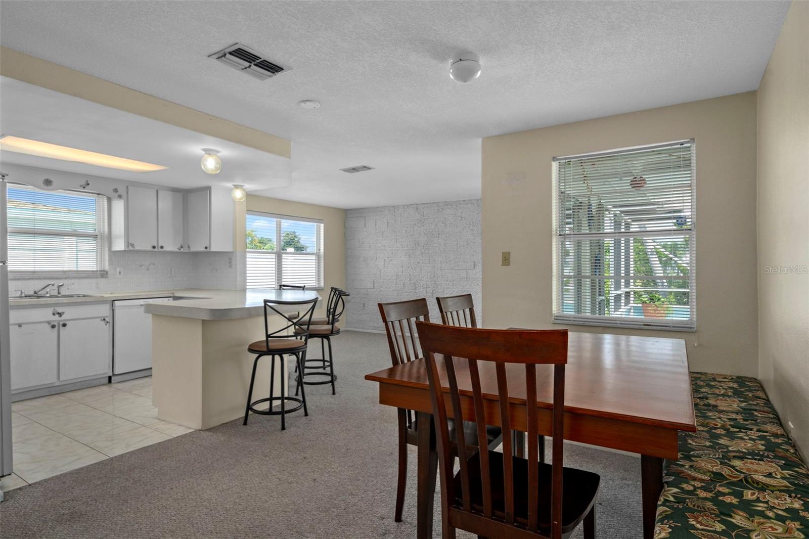 Image 15 of 48 For 7403 Populus Drive