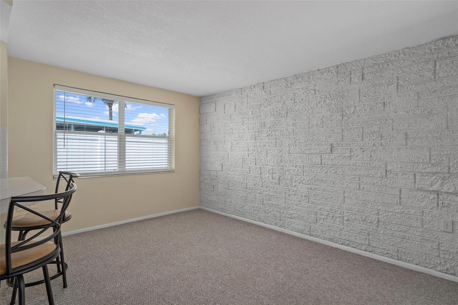 Image 17 of 48 For 7403 Populus Drive