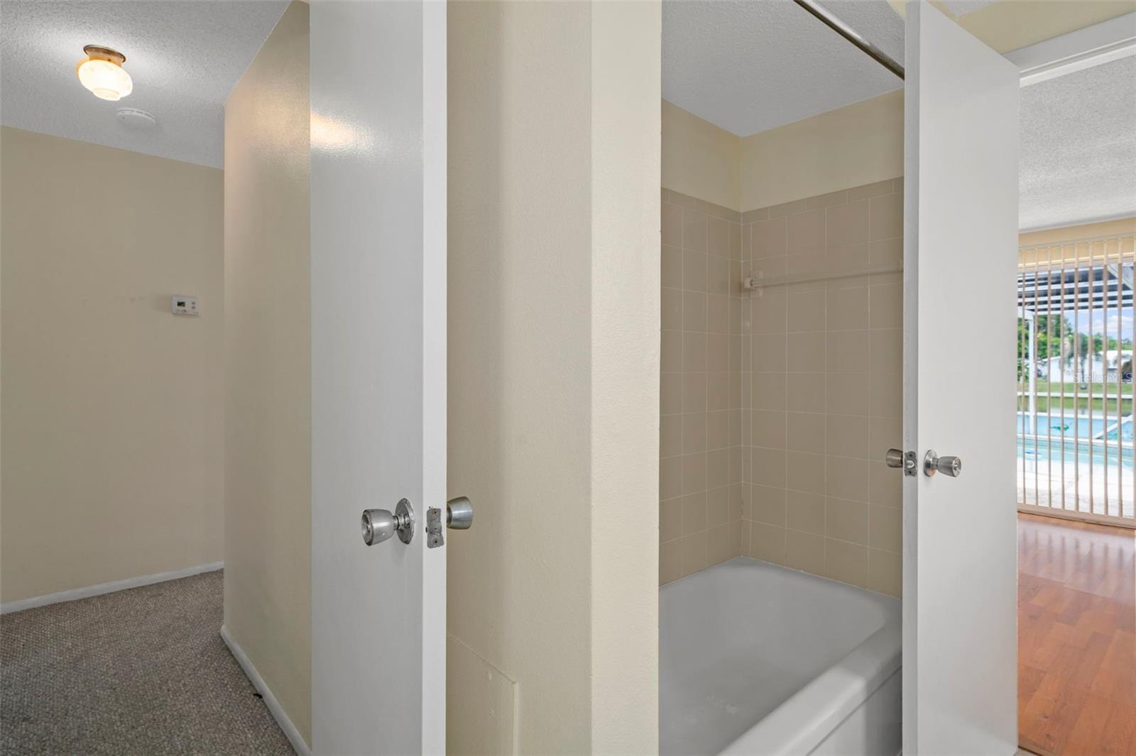 Image 32 of 48 For 7403 Populus Drive