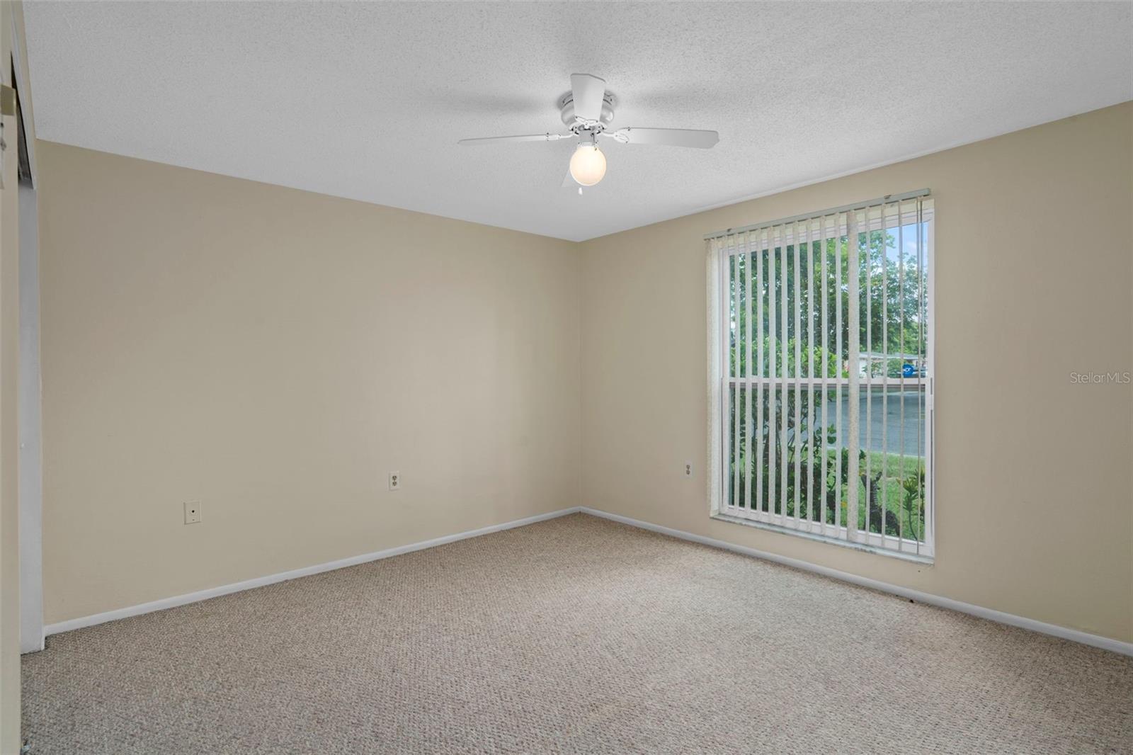 Image 37 of 48 For 7403 Populus Drive