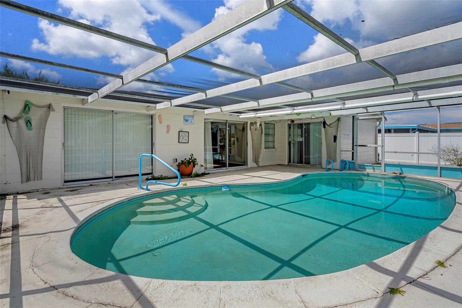 Image 43 of 48 For 7403 Populus Drive
