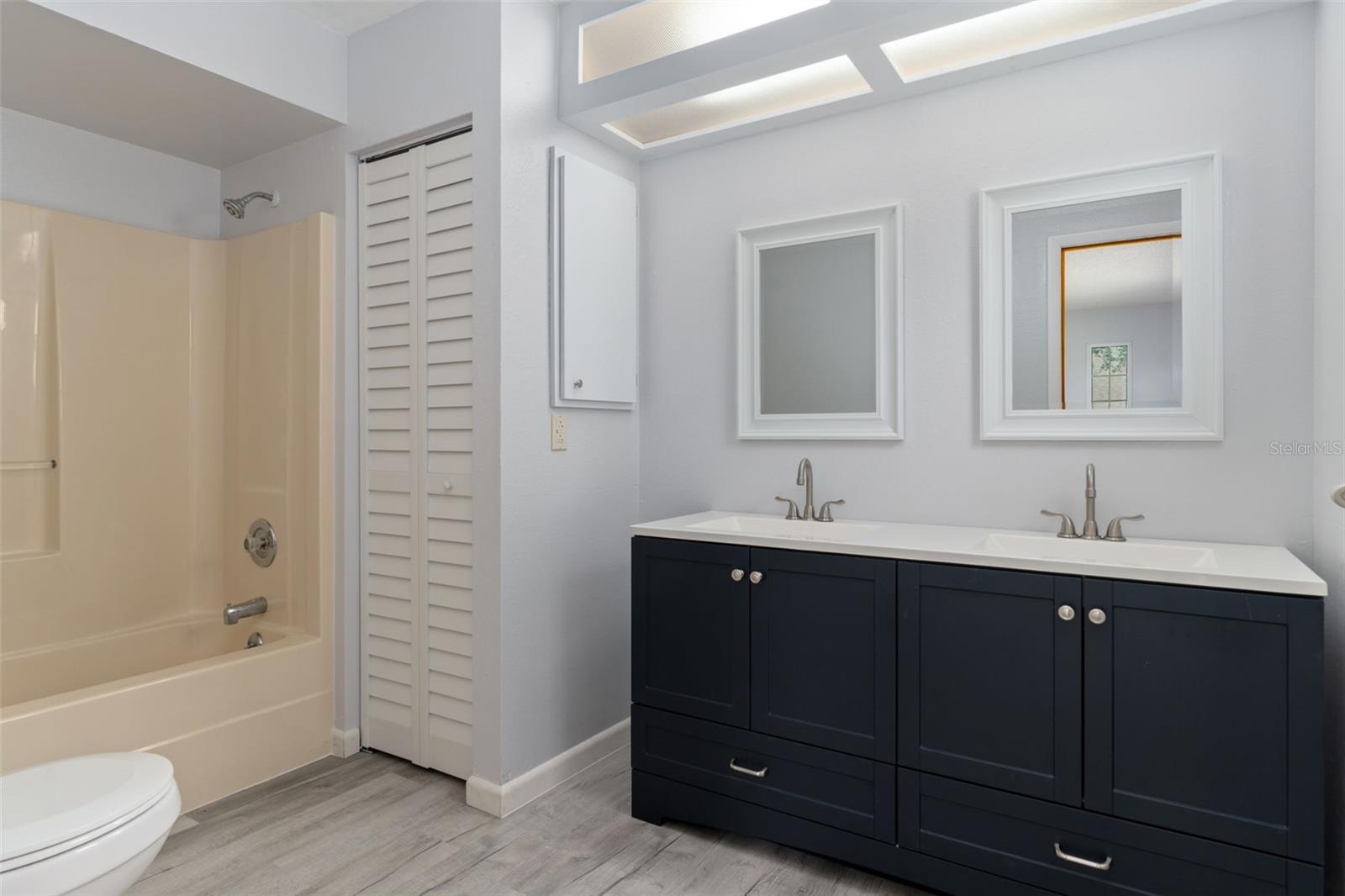 Image 26 of 34 For 21557 Peach Blossom Street