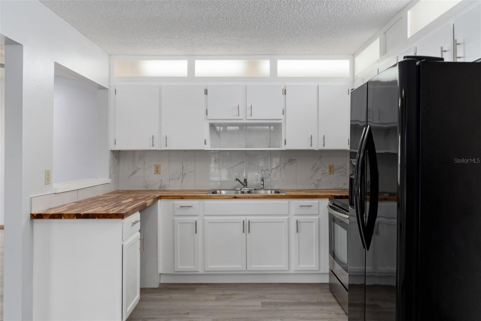 Image 8 of 34 For 21557 Peach Blossom Street