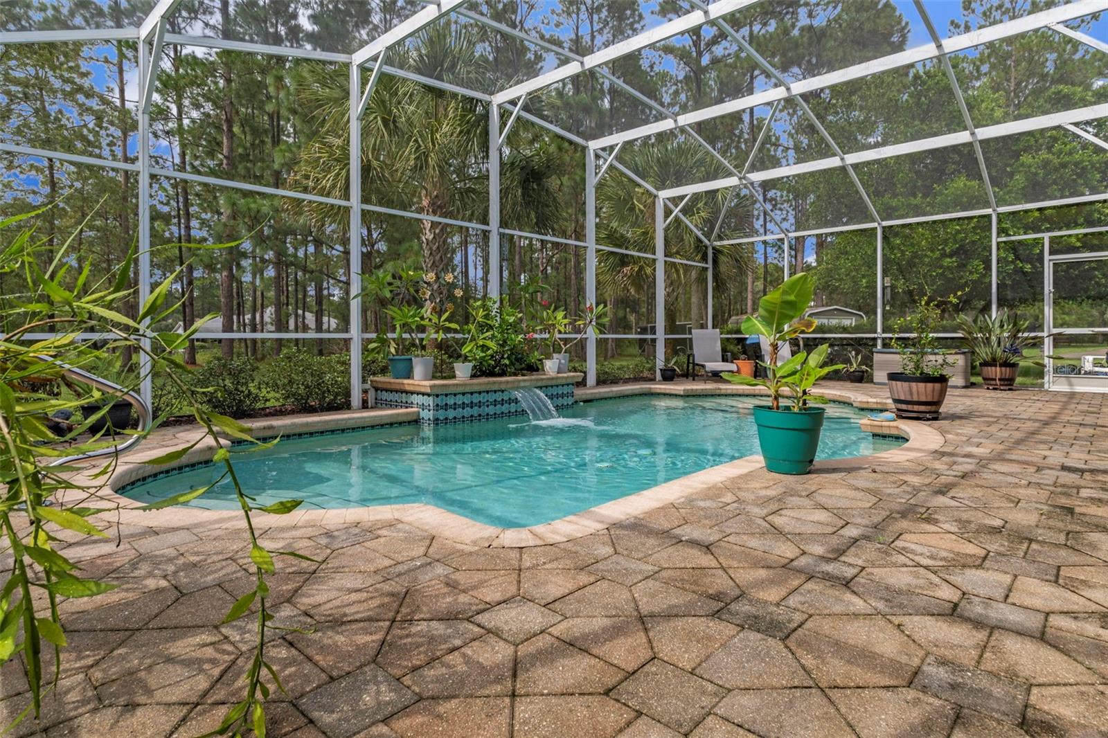 Listing photo id 10 for 5352 Mock Orange Drive