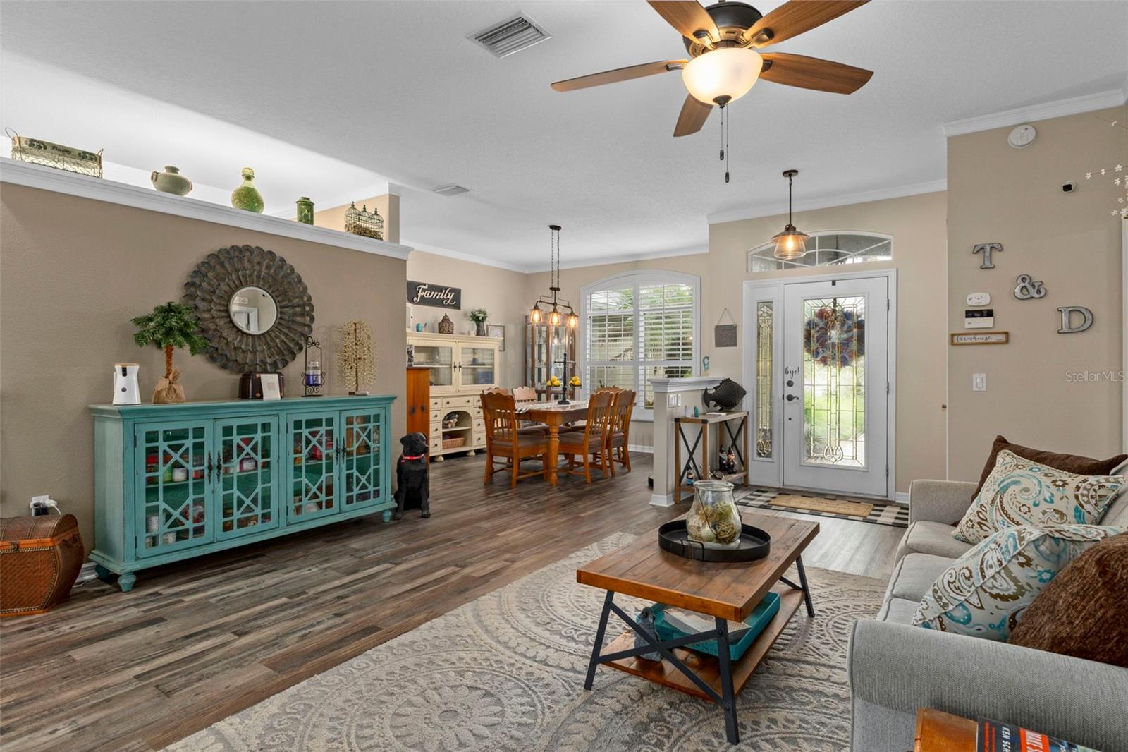 Listing photo id 41 for 5352 Mock Orange Drive