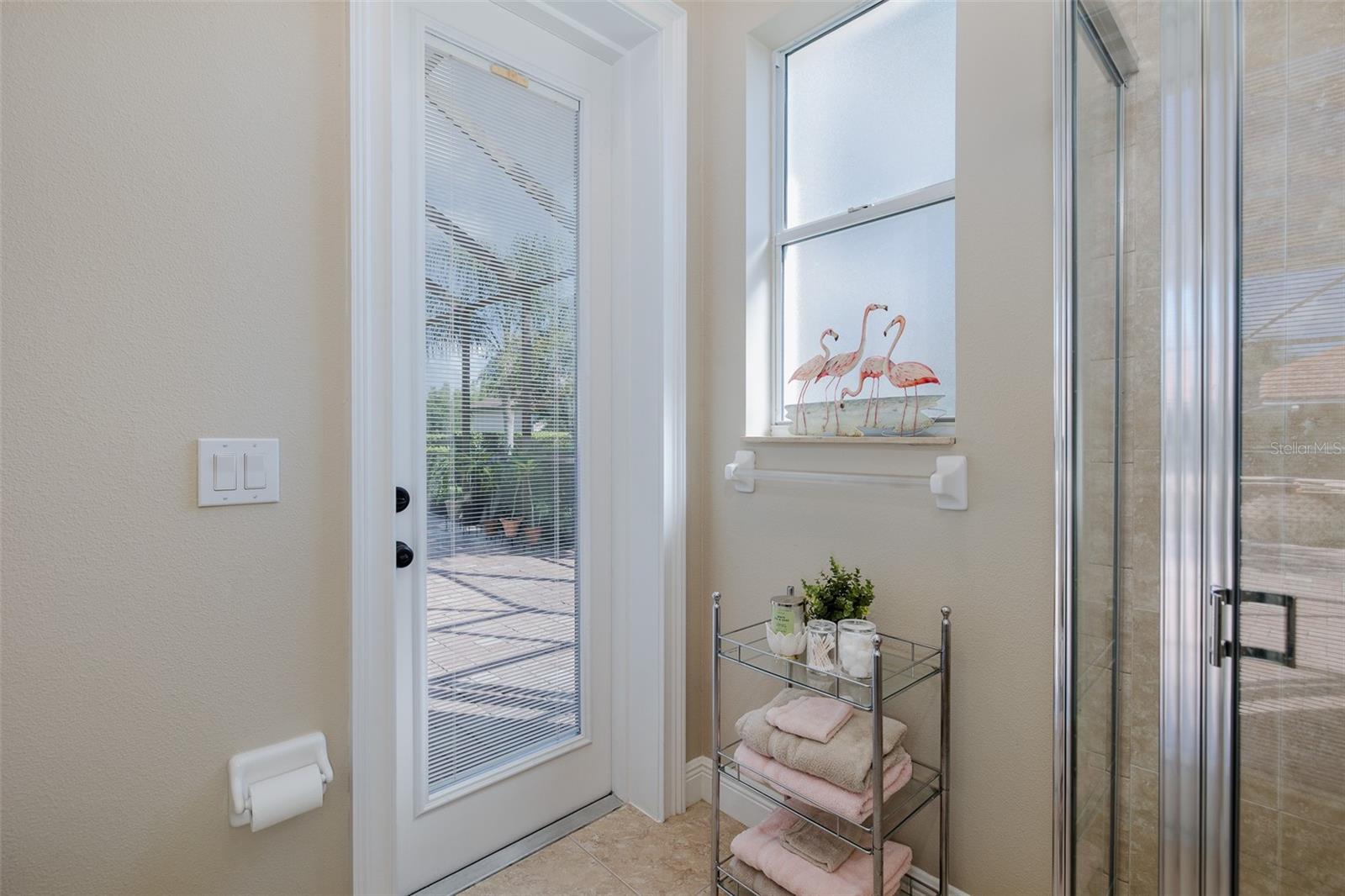 Listing photo id 38 for 1444 El Pardo Drive