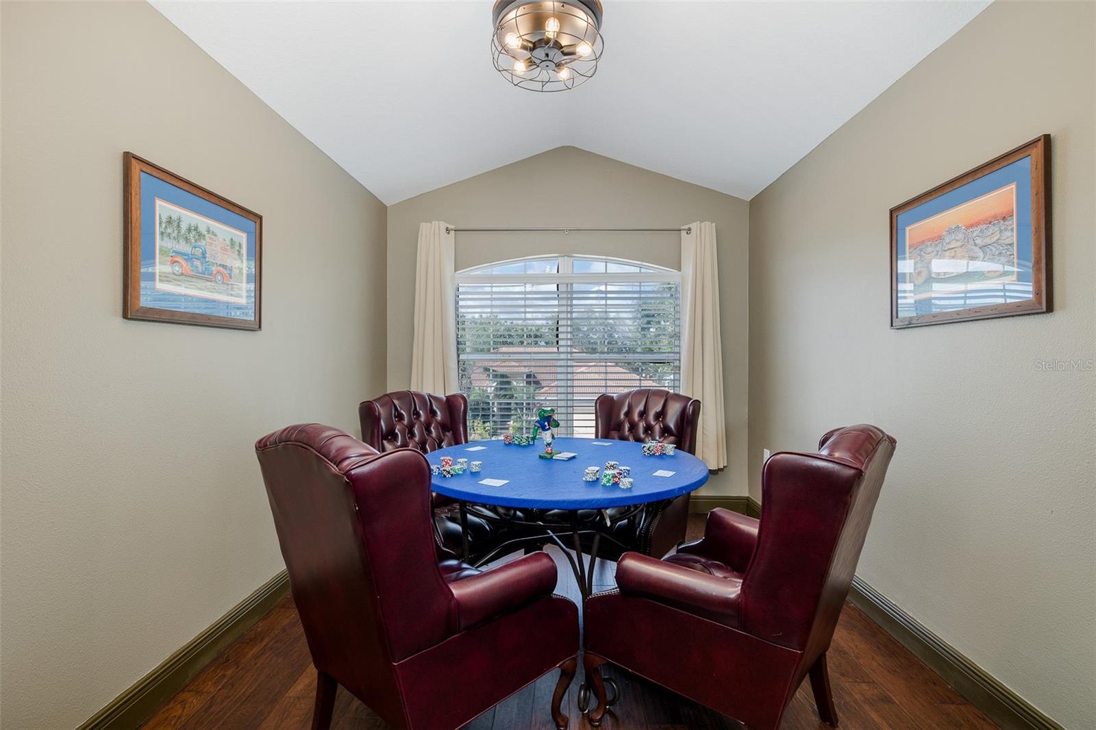Listing photo id 45 for 1444 El Pardo Drive