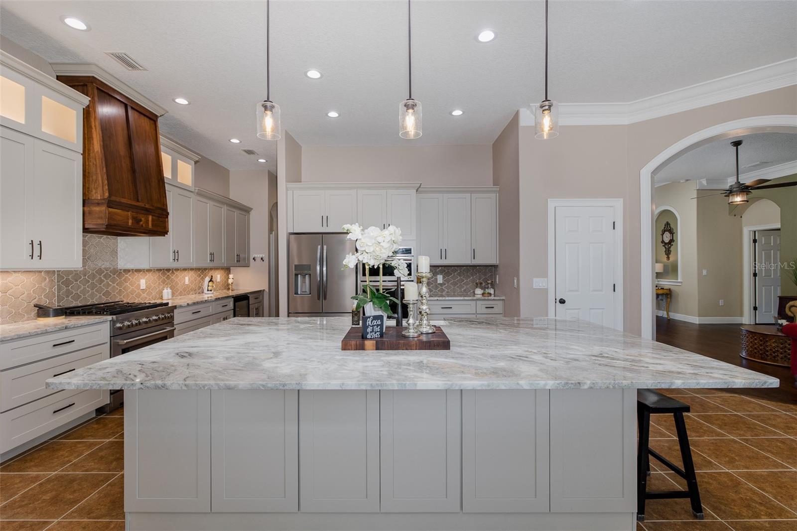 Listing photo id 3 for 1444 El Pardo Drive