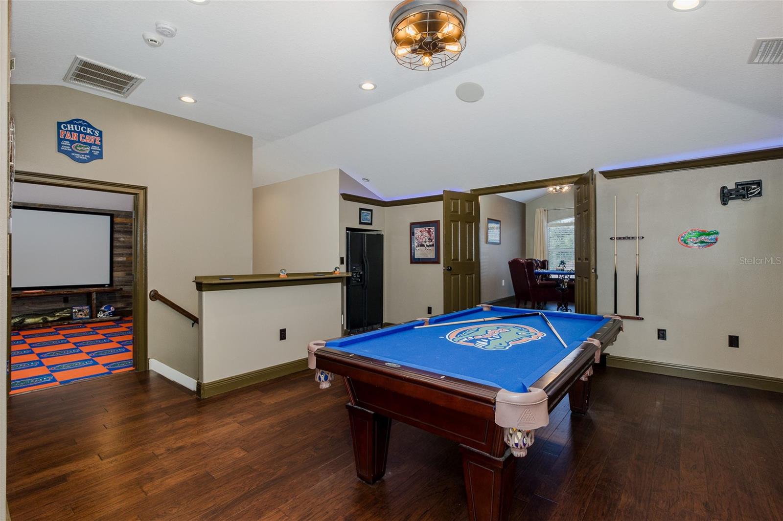 Listing photo id 50 for 1444 El Pardo Drive