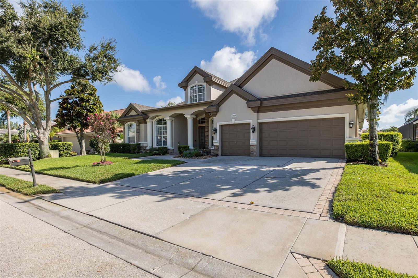 Listing photo id 74 for 1444 El Pardo Drive