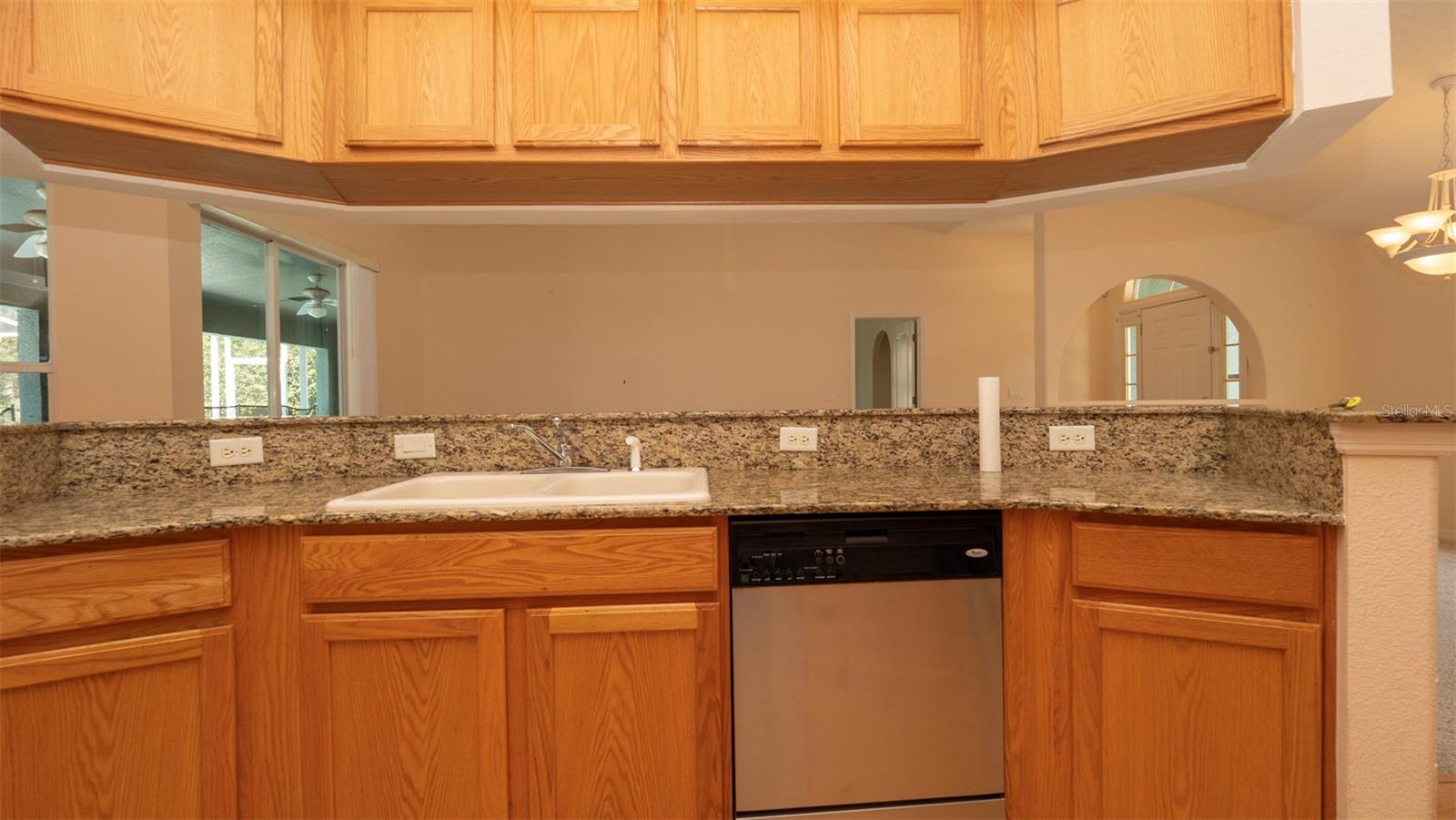 Listing photo id 11 for 10295 Dotted Wren Avenue