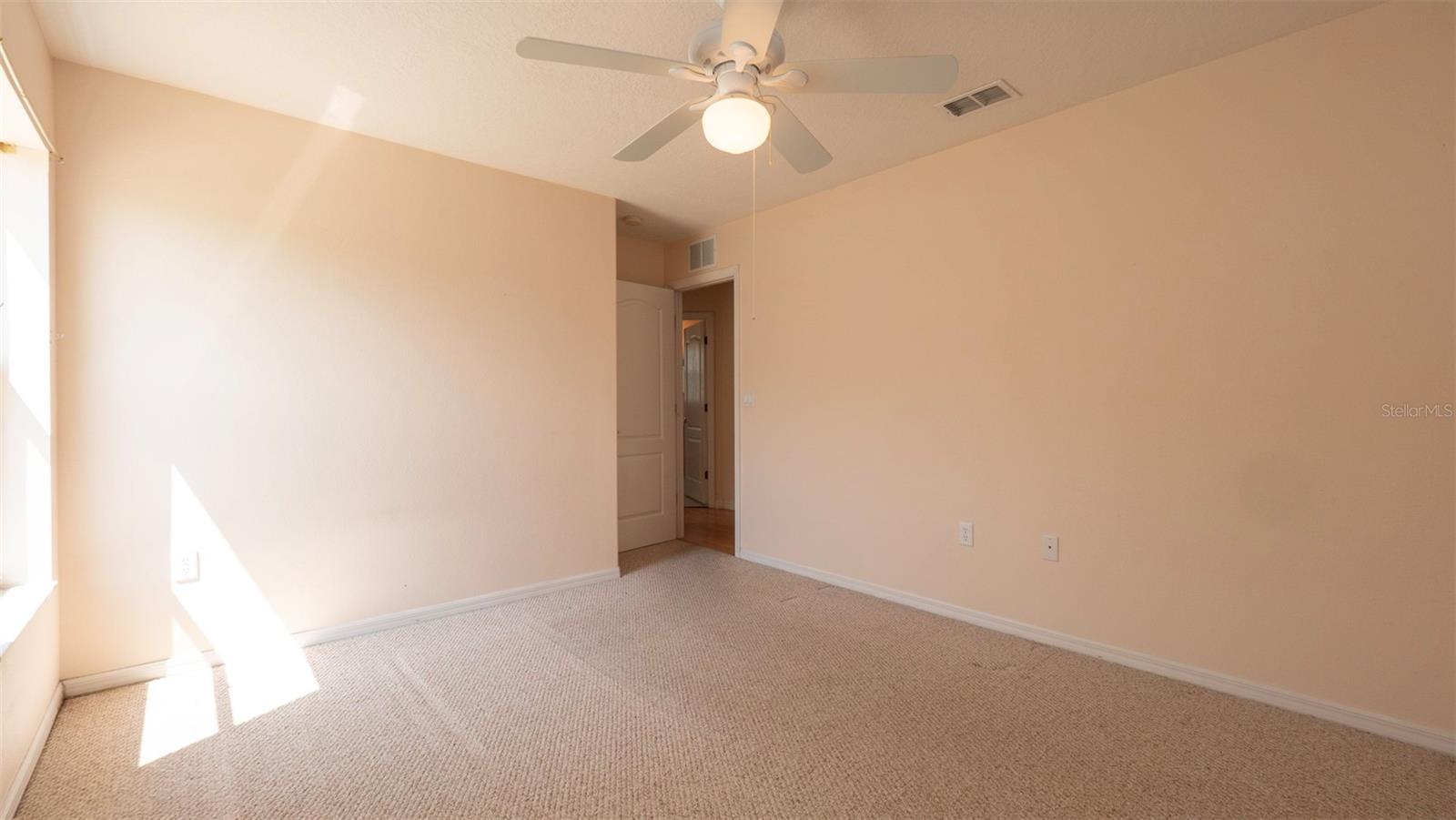 Listing photo id 22 for 10295 Dotted Wren Avenue