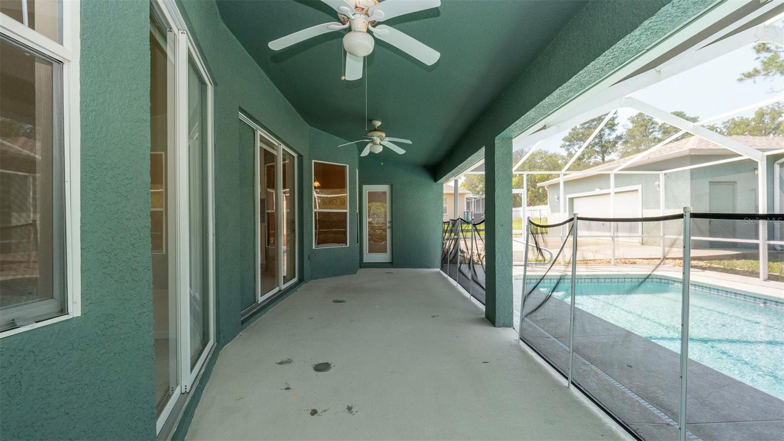 Listing photo id 28 for 10295 Dotted Wren Avenue