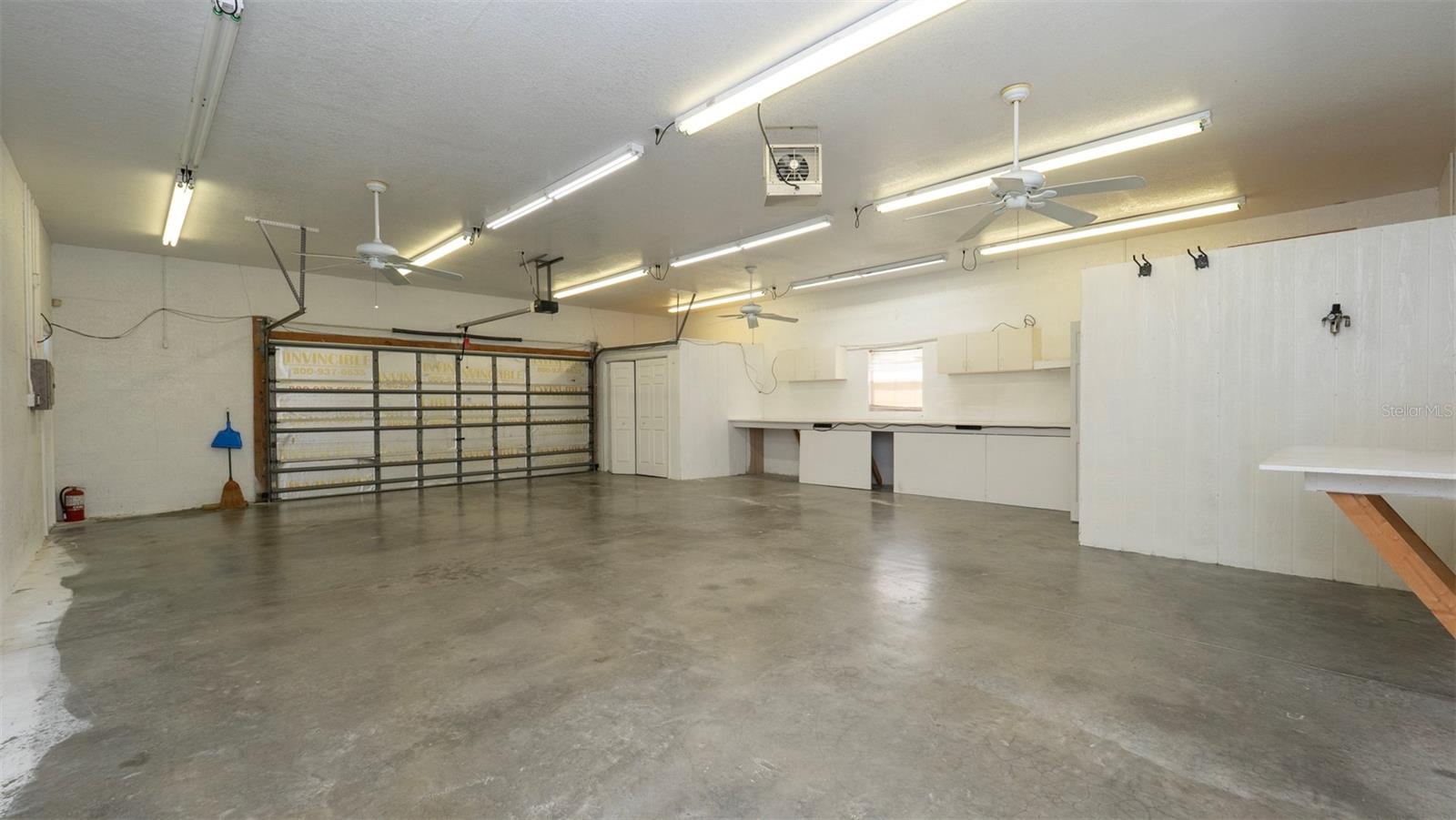 Listing photo id 34 for 10295 Dotted Wren Avenue