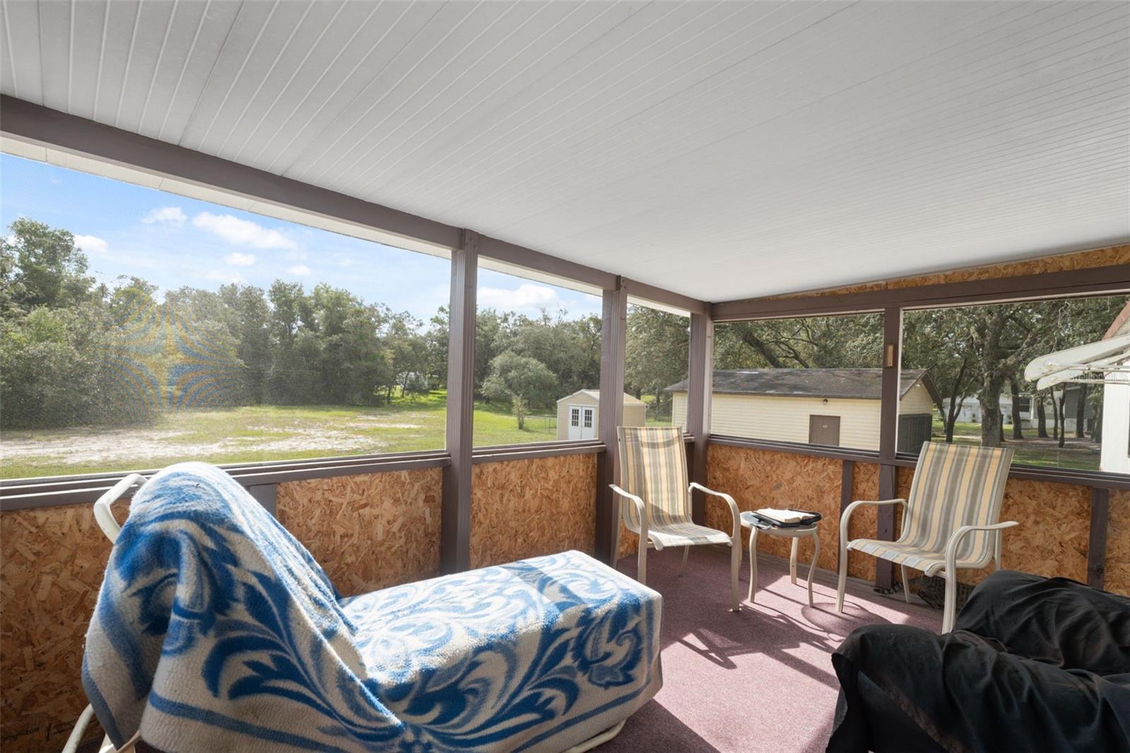 Listing photo id 30 for 8364 Normandy Drive