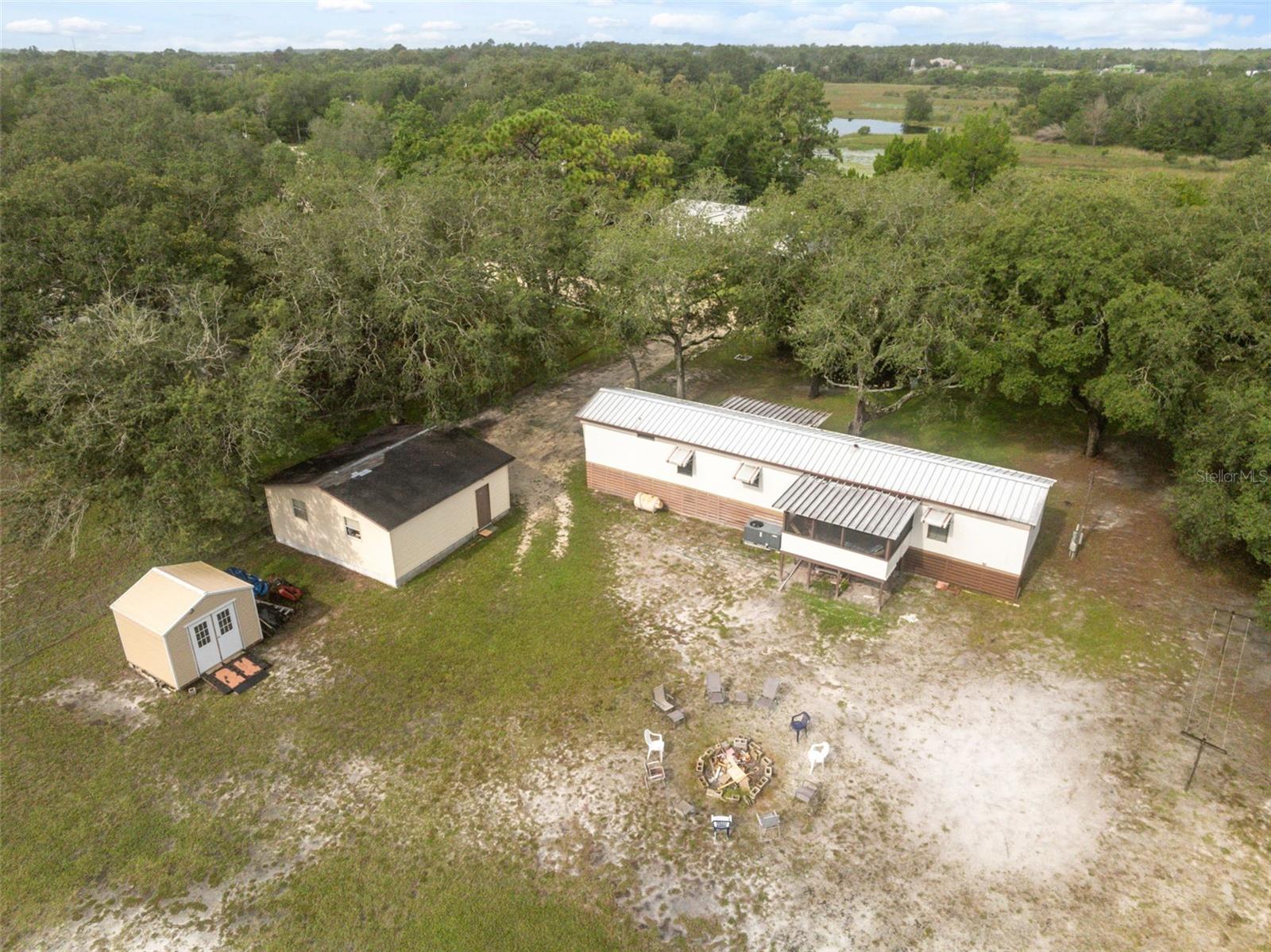 Listing photo id 41 for 8364 Normandy Drive
