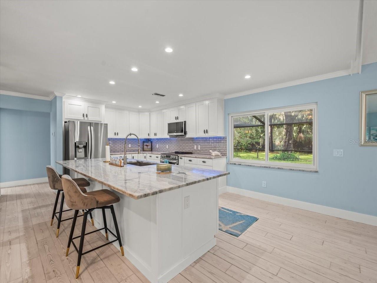 Image 5 of 56 For 11815 Waterway Drive