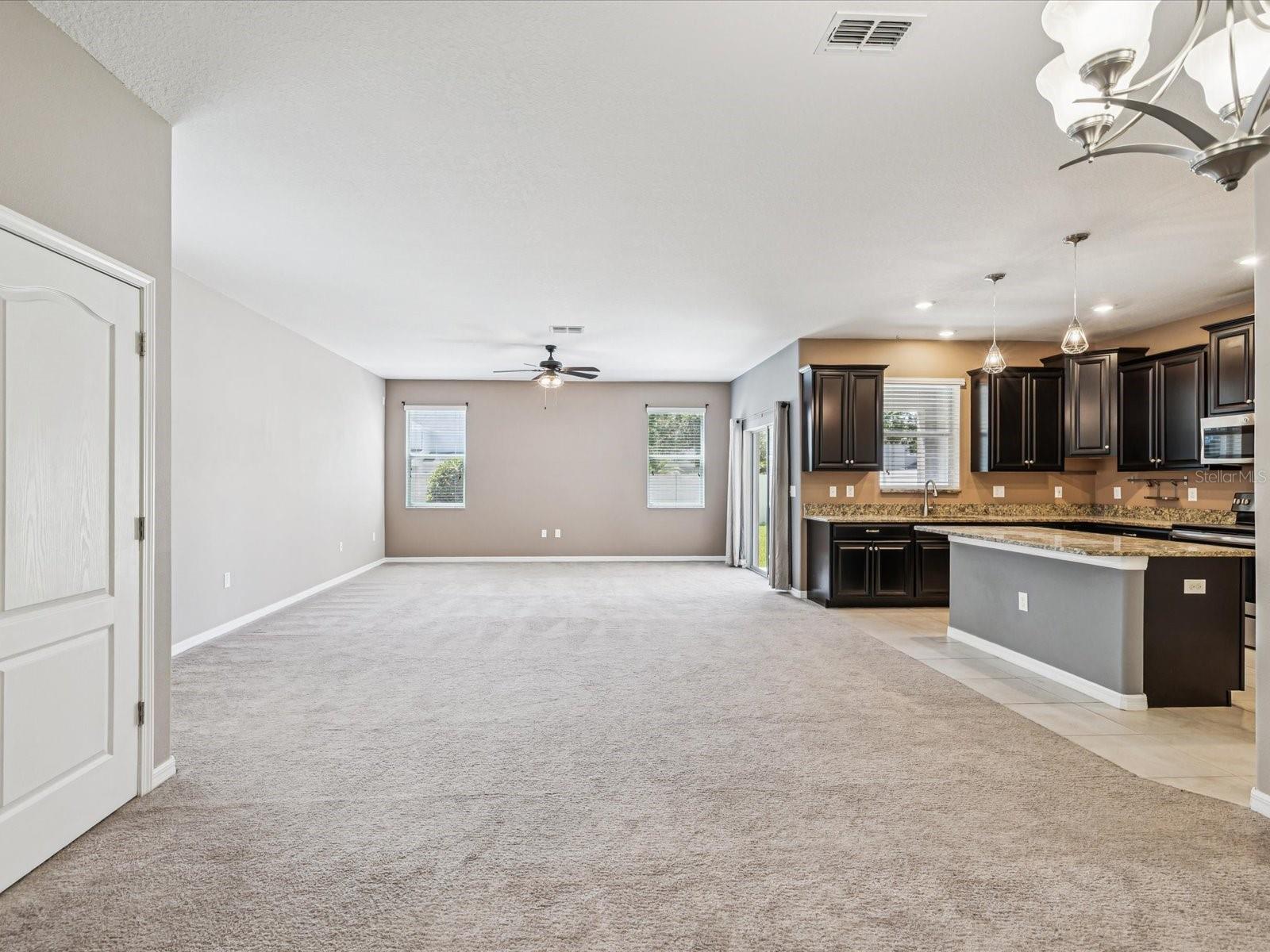 Image 11 of 51 For 13752 Reindeer Circle