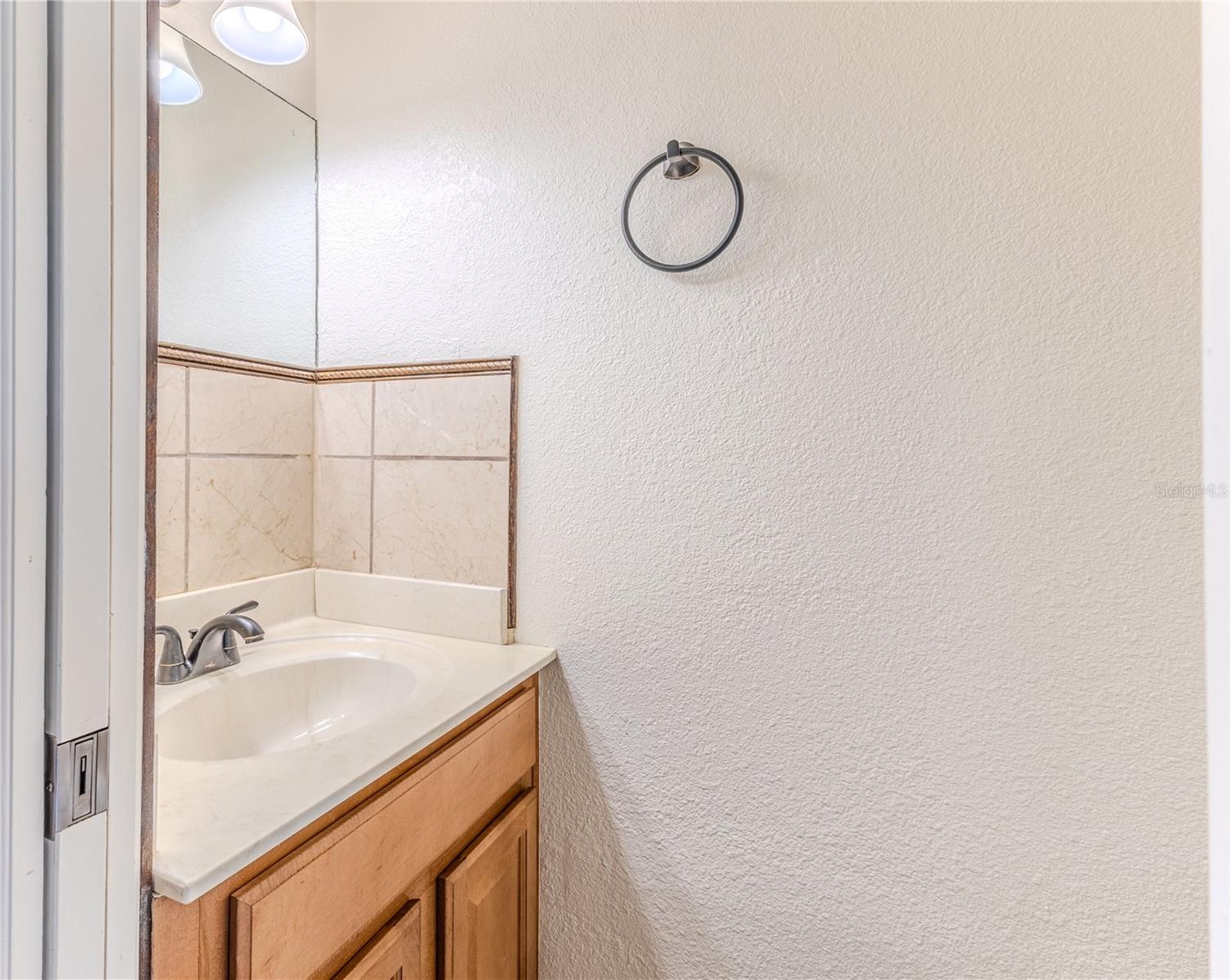 Image 31 of 71 For 5989 Palm Creek Drive