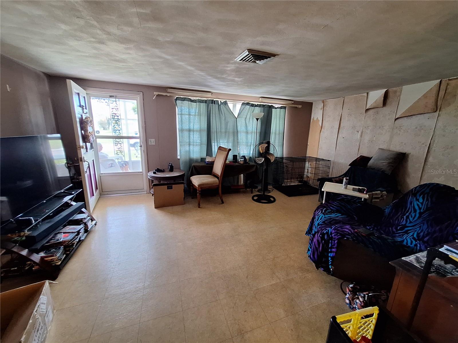 Image 2 of 50 For 5123 Mecaslin Drive