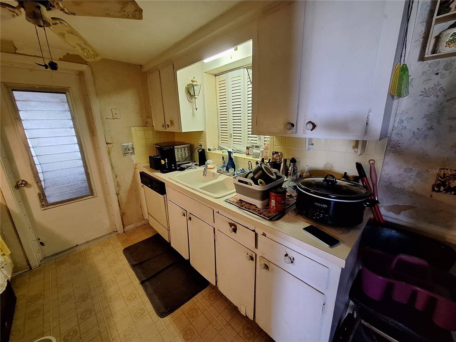 Image 4 of 50 For 5123 Mecaslin Drive