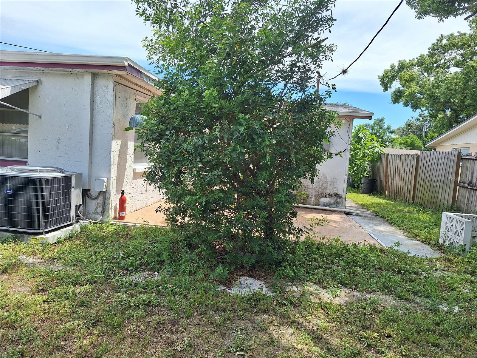 Image 41 of 50 For 5123 Mecaslin Drive