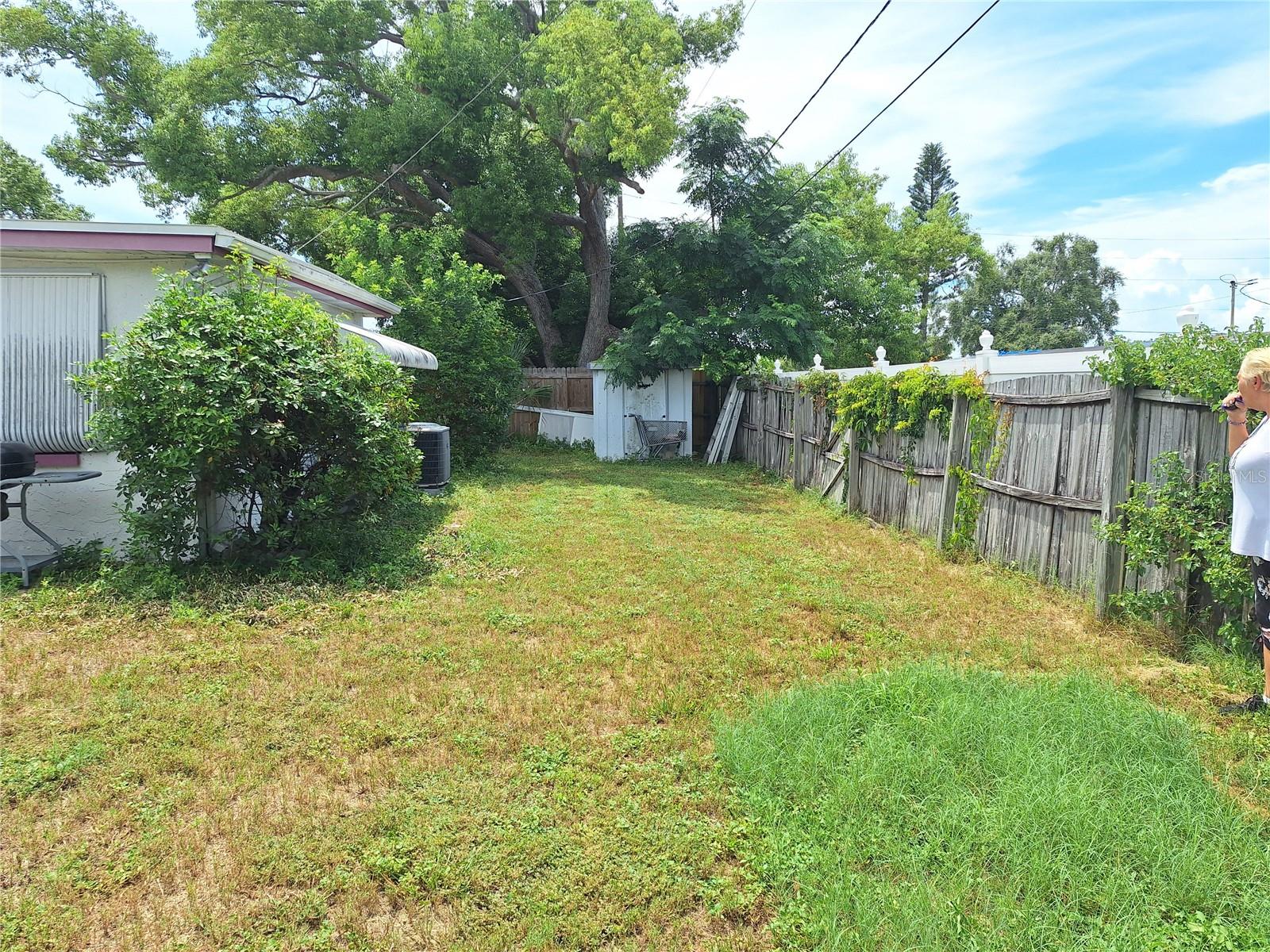 Image 43 of 50 For 5123 Mecaslin Drive