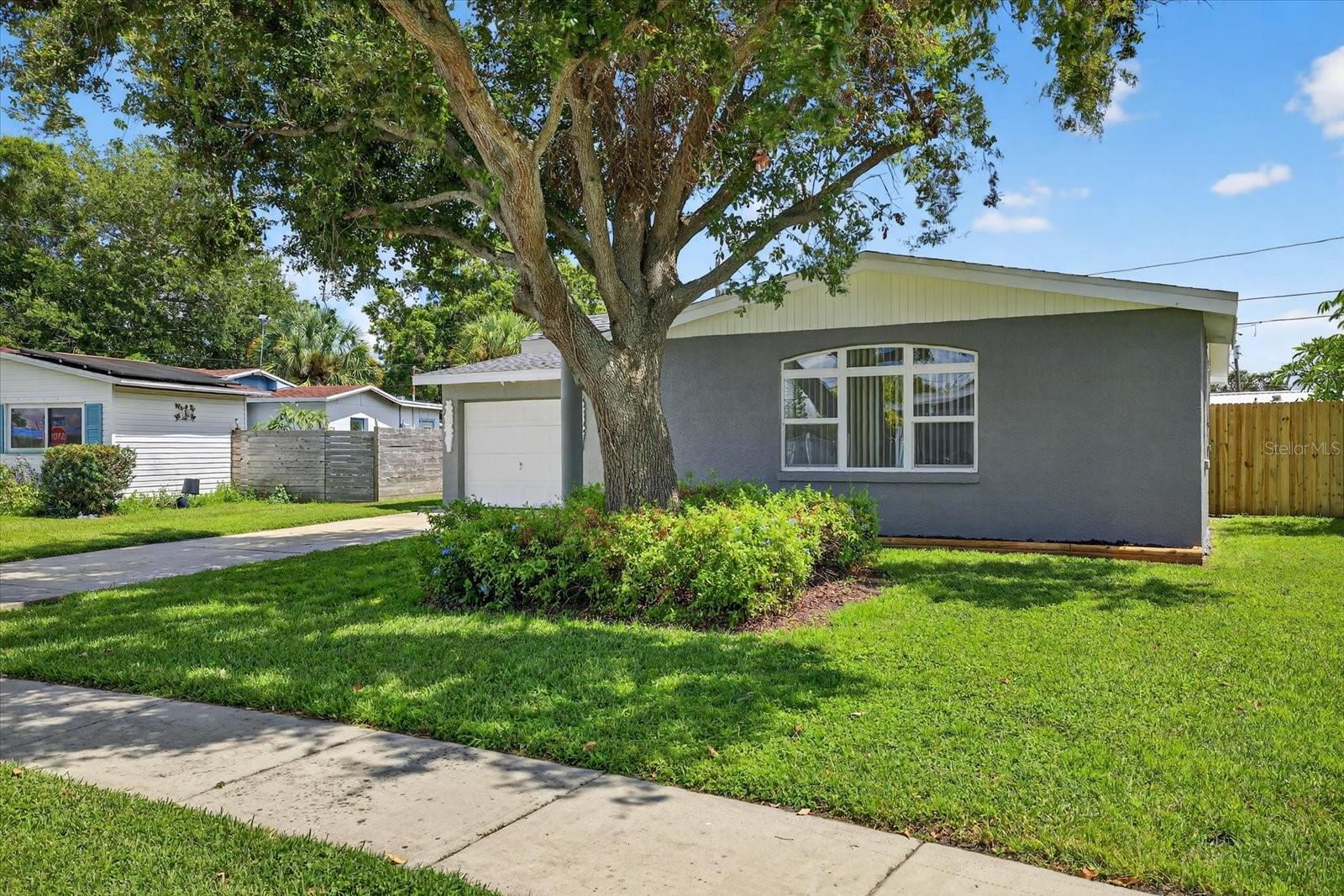 Image 10 of 38 For 5170 98th Avenue N