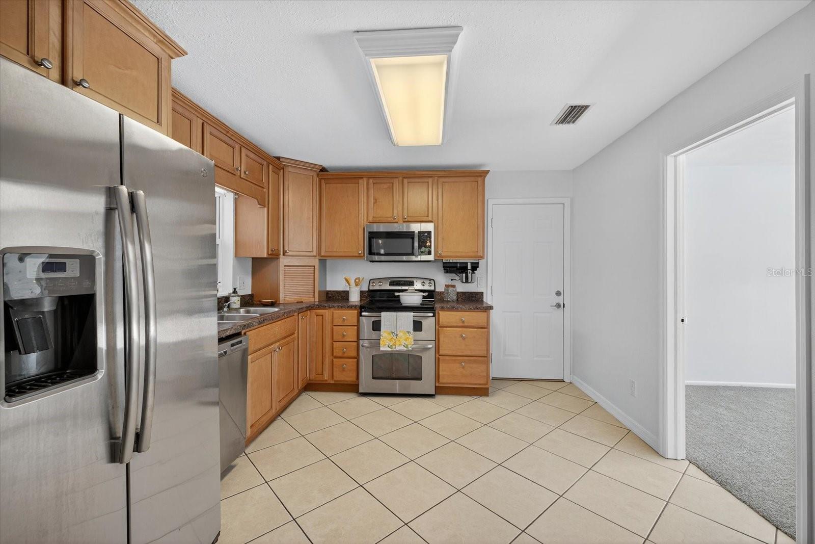 Image 18 of 38 For 5170 98th Avenue N