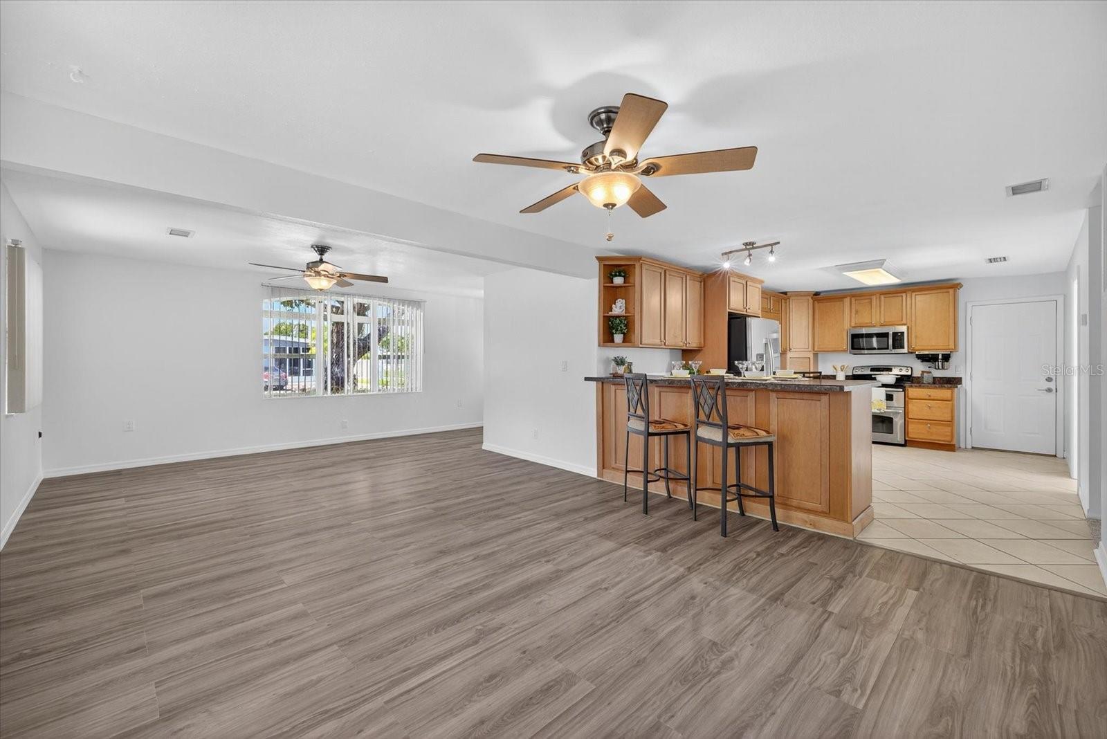 Image 3 of 38 For 5170 98th Avenue N