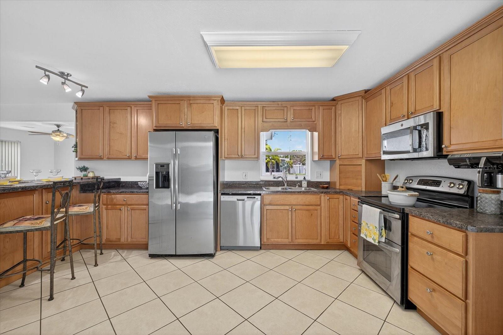 Image 4 of 38 For 5170 98th Avenue N