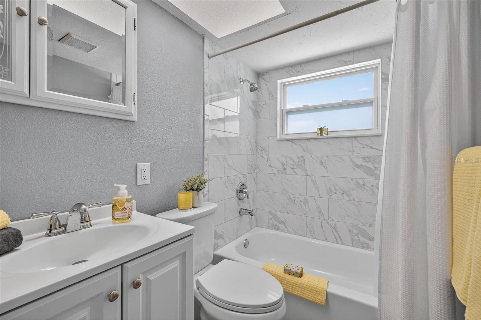Image 5 of 38 For 5170 98th Avenue N