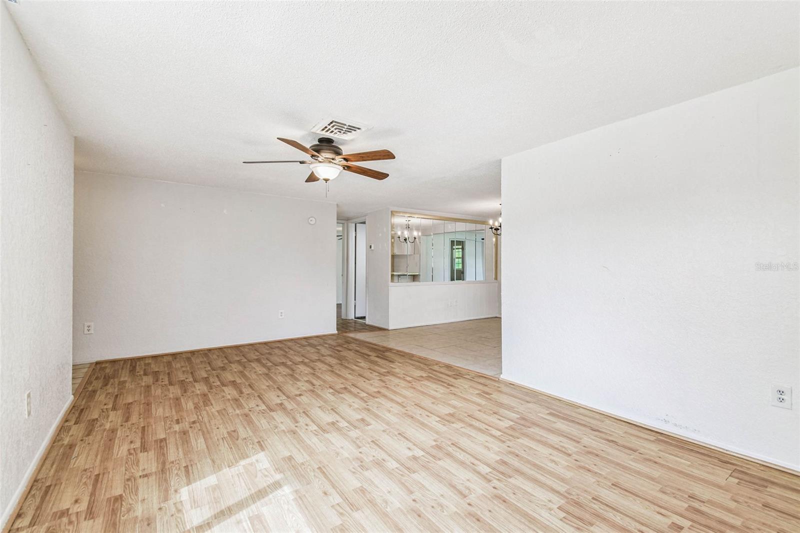 Image 6 of 28 For 12404 Cobble Stone Drive
