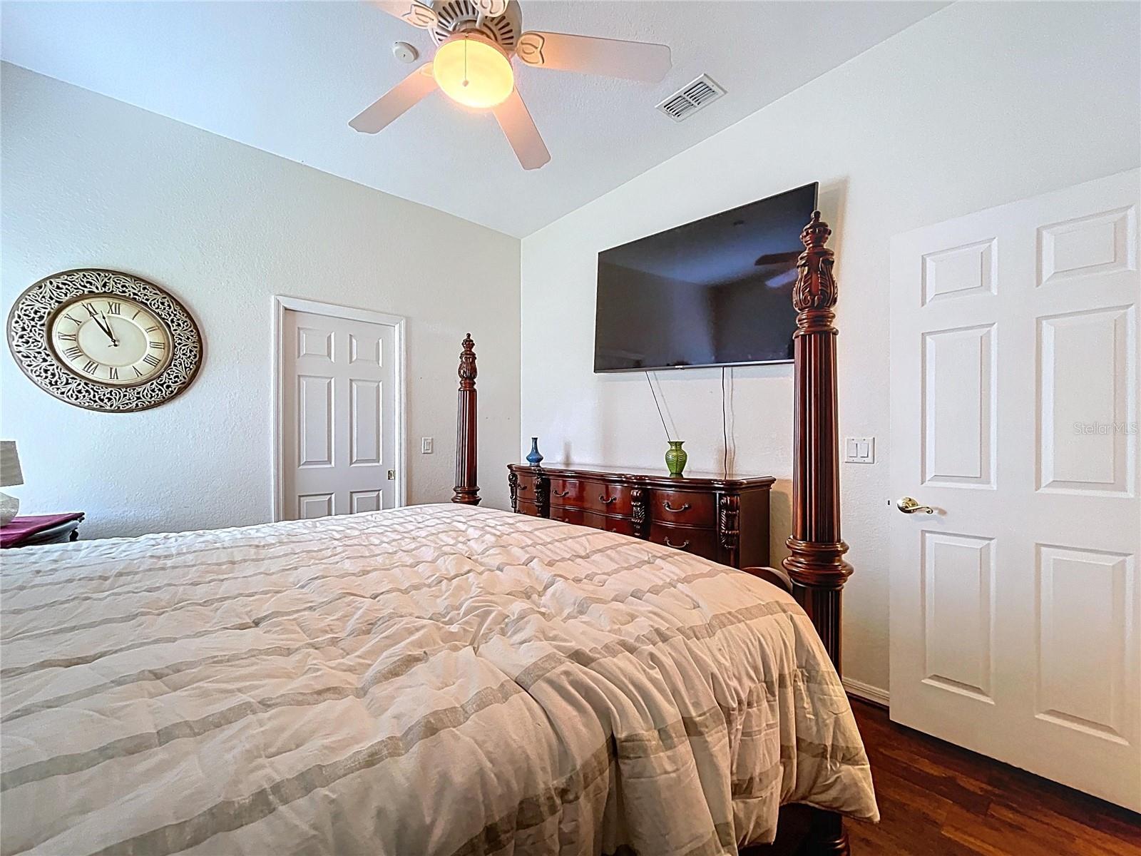 Image 35 of 73 For 7061 Ovenbird Road