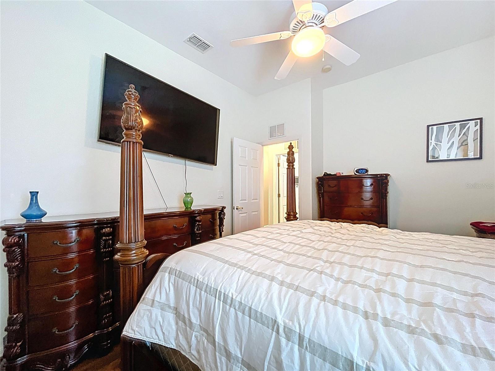 Image 36 of 73 For 7061 Ovenbird Road